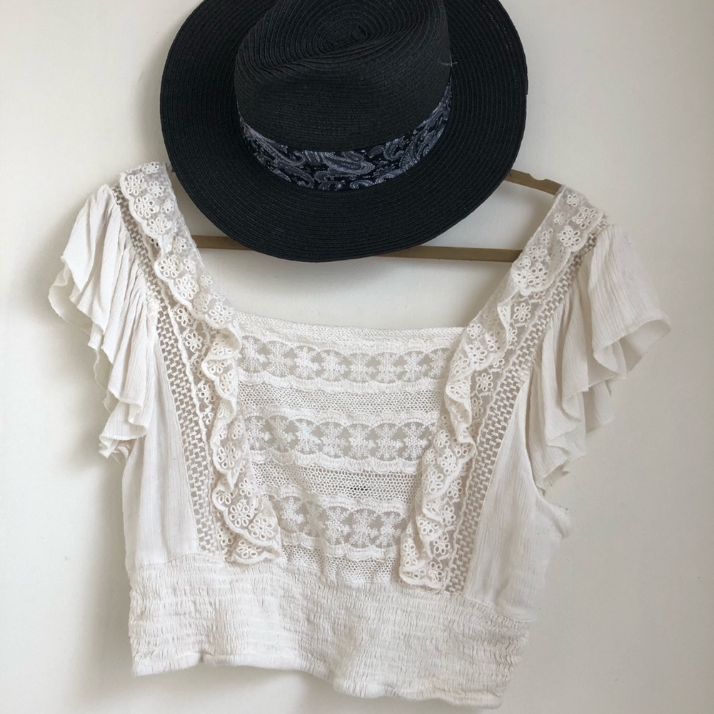 •Free People• romantic off white crop top